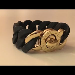 Marc Jacobs black silicone turn lock bracelet